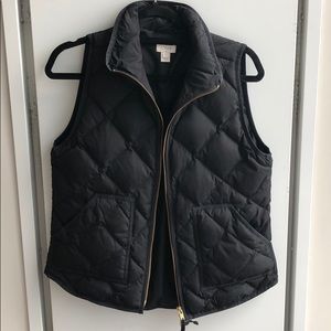 MOVING SALE! MAKE AN OFFER: Jcrew  Vest (Small)